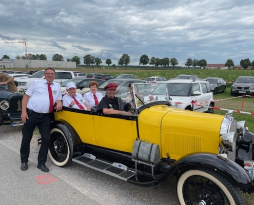 Historischer Festzug 1250 Jahre MSC Pfatter 2024 – Bild 1 von 2