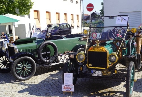 9. Essenbacher Oldtimertreffen 2024 – Bild 1 von 3