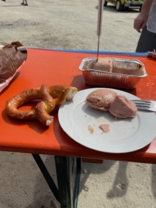 Oldtimertreffen in Moos – mit warmem Leberkäs 2024 – Bild 5 von 5